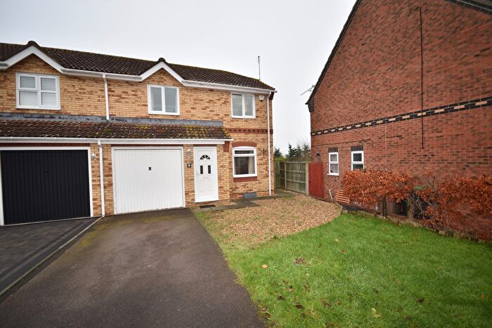 3 Bedroom Semi-Detached House To Rent In Paddock Lane, Metheringham, LN4