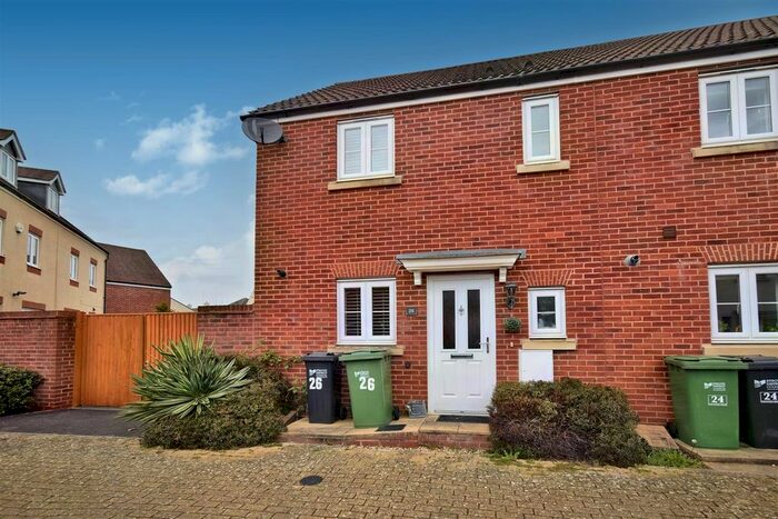 2 Bedroom End Of Terrace House To Rent In Gauntlet Road, Brockworth, Gloucester, GL3
