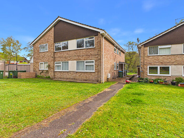 2 Bedroom Maisonette For Sale In Wentworth Gardens, Southampton, SO19