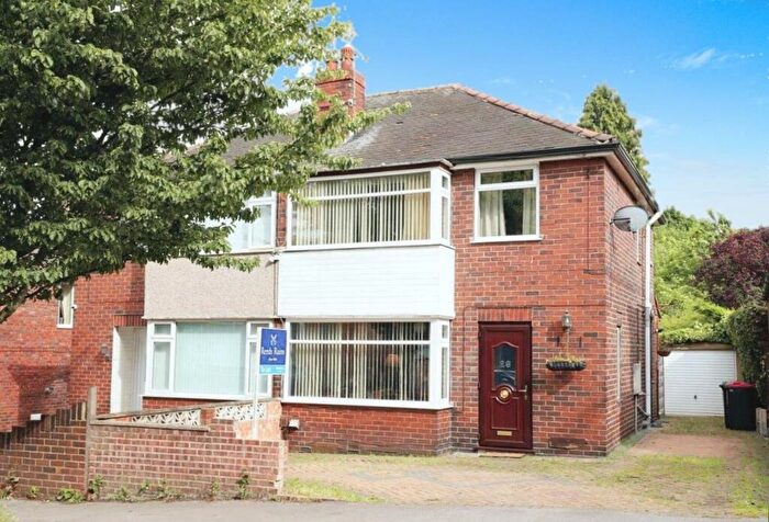3 Bedroom Semi-Detached House To Rent In Rencliffe Avenue, Rotherham, South Yorkshire, S60