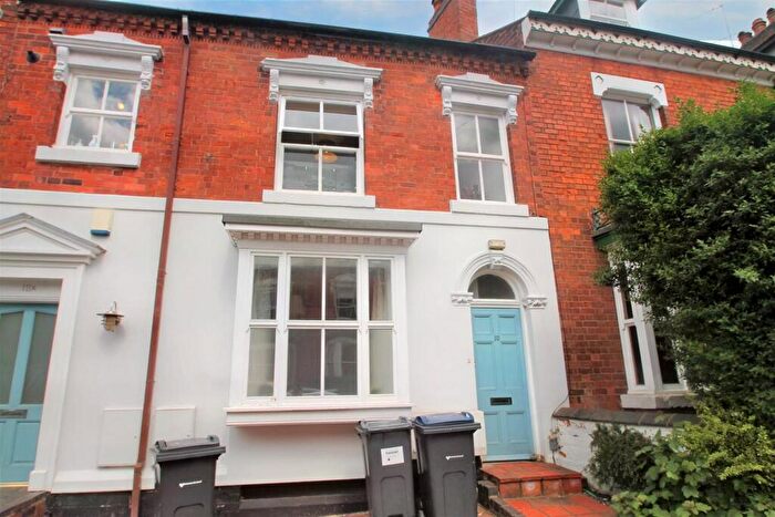 3 Bedroom Flat For Sale In Station Road, Harborne, Birmingham, B17