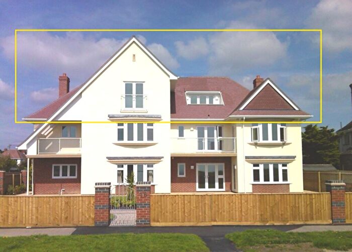 3 Bedroom Penthouse For Sale In Shore Heights Barton On Sea New Milton, BH25
