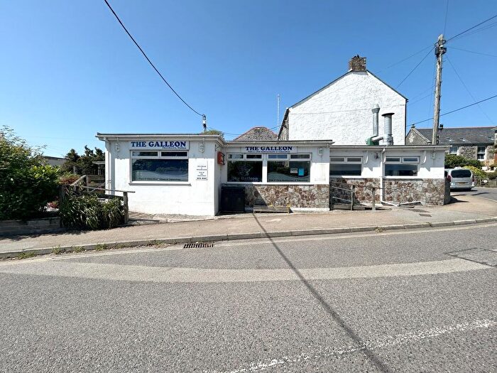 3 Bedroom Semi-detached House For Sale In Churchtown, Mullion, TR12