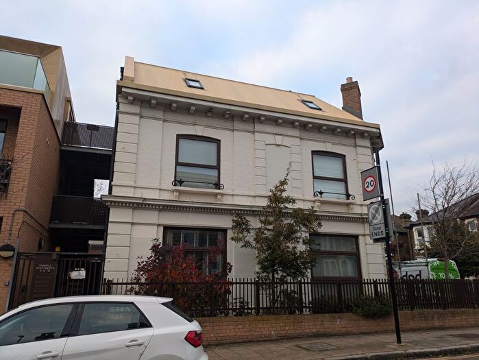 1 Bedroom Flat To Rent In Randall Apartments, Hither Green Lane, SE13