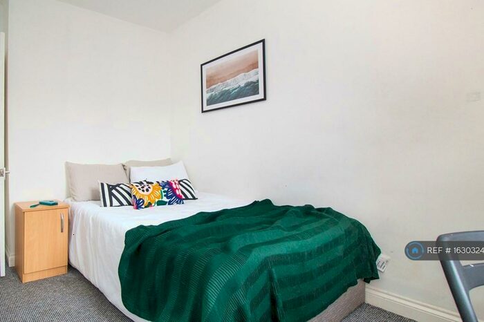 6 Bedroom Terraced House To Rent In Equity Road, Leicester, LE3