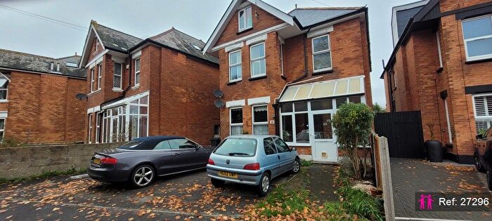 2 Bedroom Flat To Rent In New Park Road, Southbourne, Bournemouth, BH6