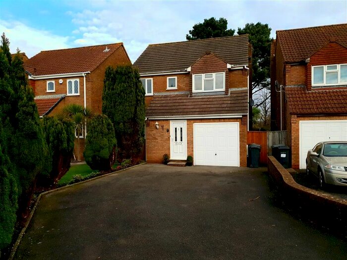 3 Bedroom Detached House To Rent In Bartlett Drive, Bournemouth BH7