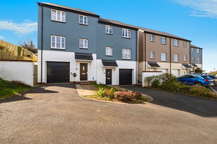 3 Bedroom Semi-Detached House For Sale In Teign Fort Drive, Kingsteignton, Newton Abbot, Devon, TQ12