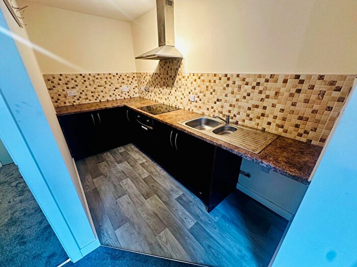 Studio To Rent In Oxford Street, Ripley, DE5