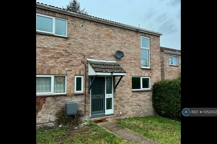 3 Bedroom Semi-Detached House To Rent In St. Martins Way, Thetford, IP24