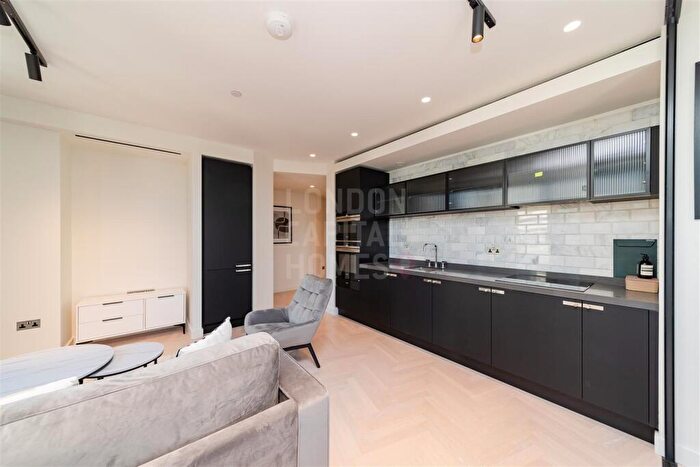 2 Bedroom Apartment To Rent In One Crown Place, Sun Street, London, EC2A
