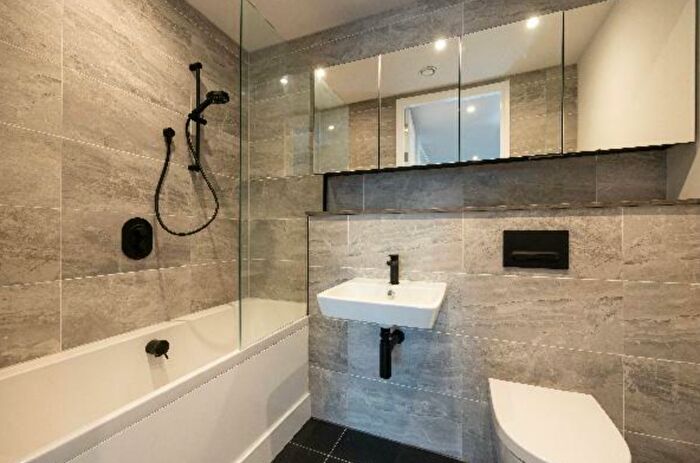 1 Bedroom Flat To Rent In Uptown, Dean Road, Salford, M3