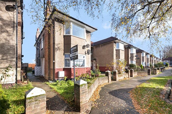 2 Bedroom Maisonette For Sale In Berkeley Close, Ruislip, HA4