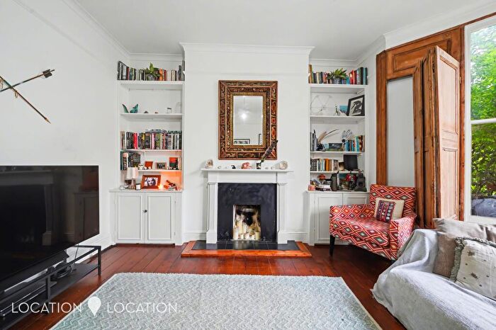 3 Bedroom Flat To Rent In Evering Road, London, N16