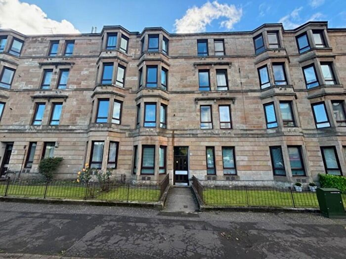 2 Bedroom Apartment To Rent In Roebank Street, Dennistoun, G31