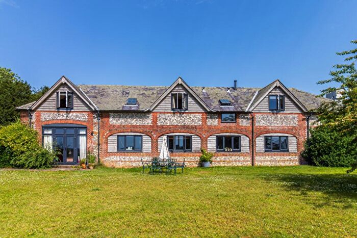 3 Bedroom Barn Conversion To Rent In Itchen Down, Itchen Abbas, Winchester, Hampshire, SO21