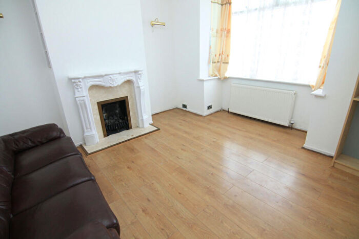 2 Bedroom Semi Detached House To Rent In Herne Street, Manchester, M11