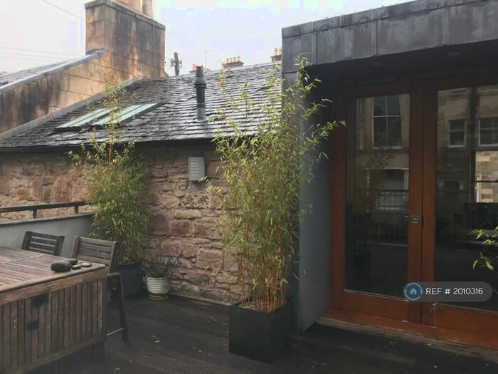 2 Bedroom Terraced House To Rent In Woodside Terrace Lane, Glasgow, G3