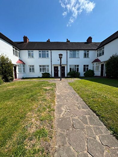 2 Bedroom Flat To Rent In Beech Court, Eltham, SE9