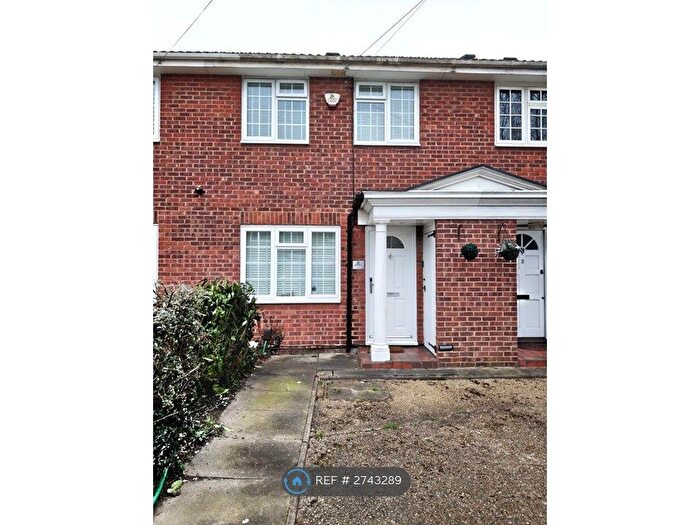 1 Bedroom Terraced House To Rent In Albert Road, London, SE9
