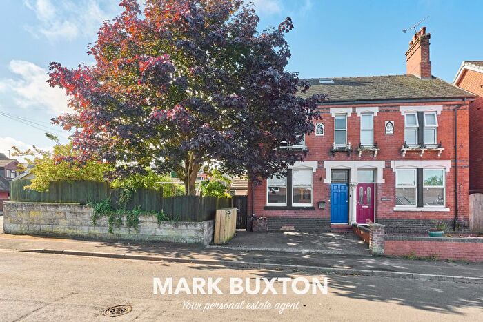 3 Bedroom Semi-Detached House For Sale In Beadnell Grove, Dresden, Stoke-On-Trent., ST3