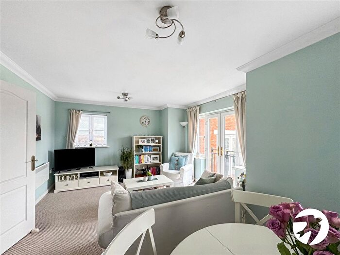 2 Bedroom Flat For Sale In Sanderling Way, Iwade, Sittingbourne, Kent, ME9