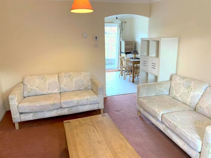 3 Bedroom Semi-Detached House To Rent In Energy Street, Manchester M40