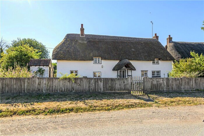 3 Bedroom Detached House For Sale In Ablington, Figheldean, Salisbury, SP4