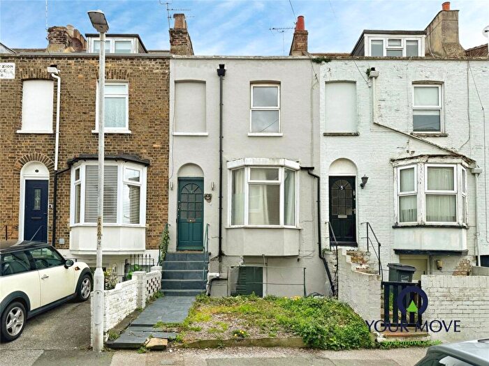 3 Bedroom Terraced House For Sale In Camden Road, Ramsgate, Kent, CT11
