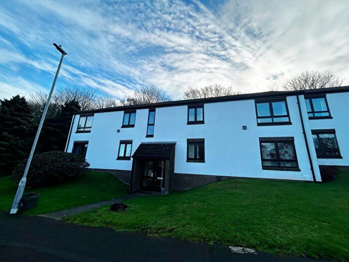 2 Bedroom Apartment To Rent In Devonshire Drive, Portishead, North Somerset, BS20