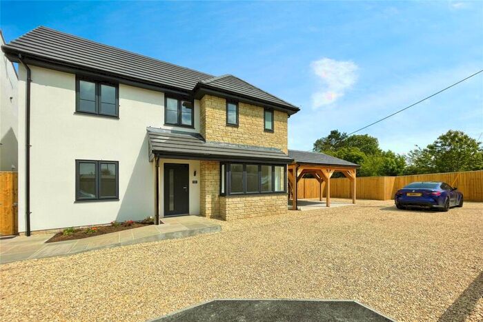 4 Bedroom Detached House For Sale In Curtis Orchard, Broughton Gifford, SN12