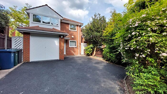 4 Bedroom Detached House To Rent In The Avenue, Finchley, London, N3