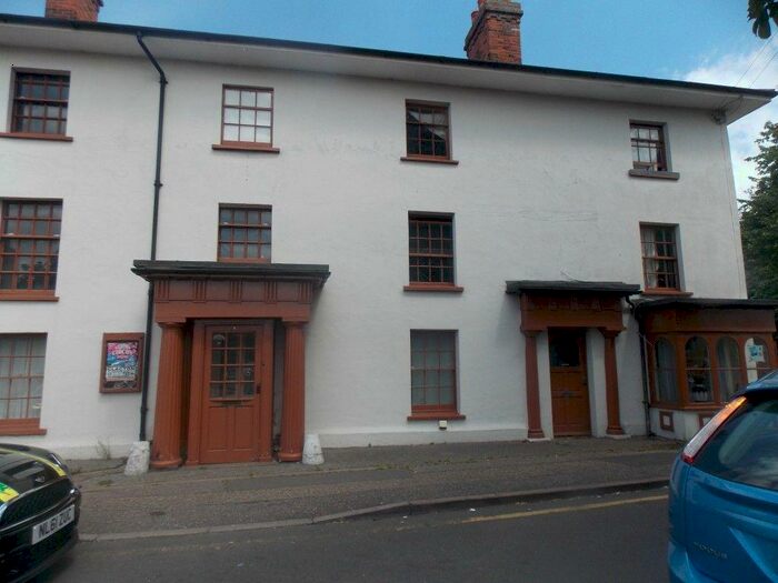 4 Bedroom Flat To Rent In St Johns Road, Clacton-on-Sea, CO15