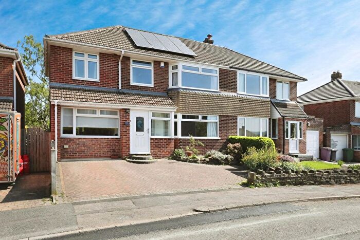 4 Bedroom Semi-Detached House For Sale In Salisbury Avenue Dronfield, S18