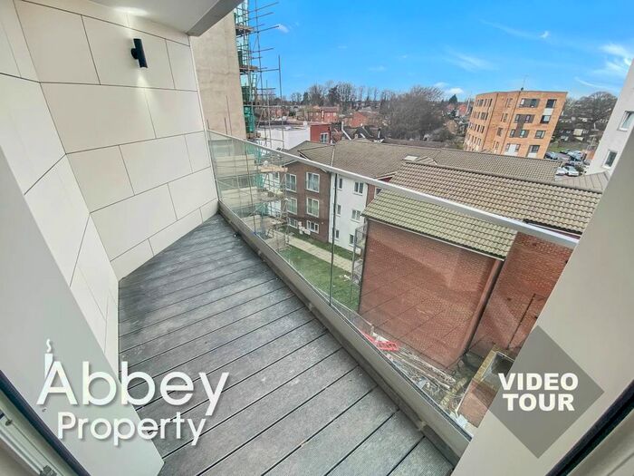 2 Bedroom Flat To Rent In Midland Road, Luton, LU2