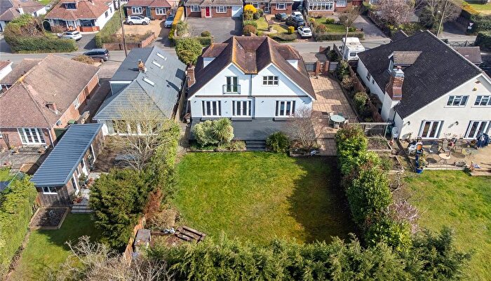 5 Bedroom Detached House For Sale In Heath Road, Langley, Maidstone, Kent, ME17