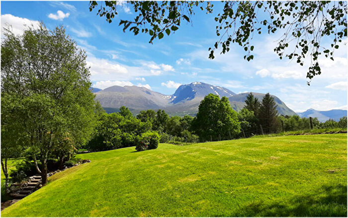3 Bedroom Bungalow For Sale In The Whangie, Banavie, Fort William, PH33