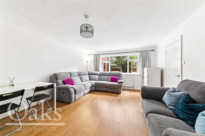2 Bedroom Apartment To Rent In South Norwood Hill, South Norwood, SE25