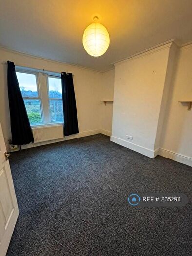 2 Bedroom Flat To Rent In Rawling Road, Gateshead, NE8