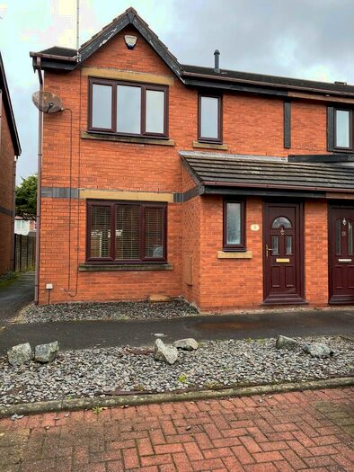 3 Bedroom End Of Terrace House To Rent In Thornhill Close, Blackpool, FY4