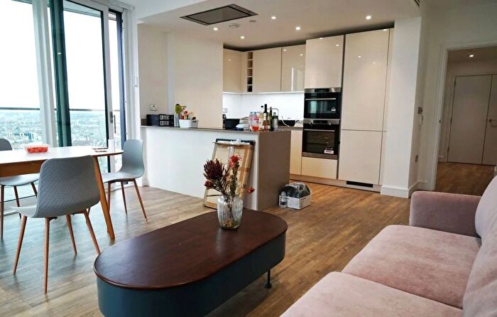 2 Bedroom Flat For Sale In Gladwin Tower, Nine Elms Point, SW8