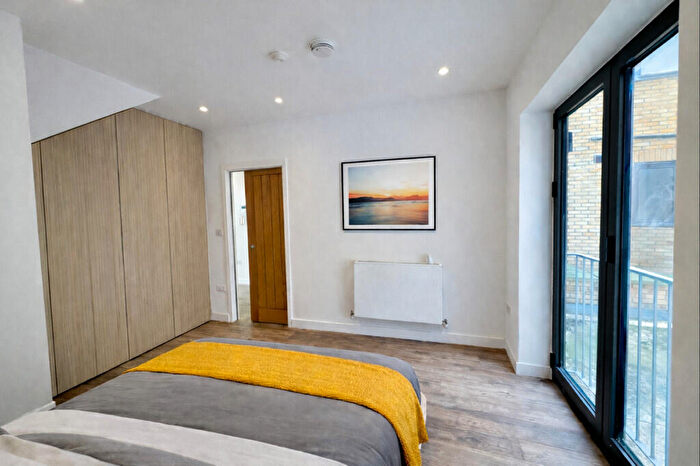 1 Bedroom Apartment To Rent In Kentish Town Road, London, NW5