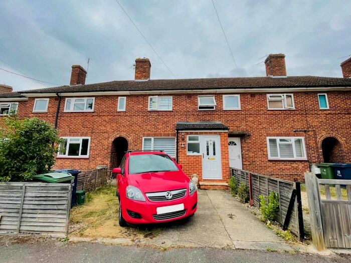 3 Bedroom Terraced House To Rent In Peat Moors, Headington, OX3