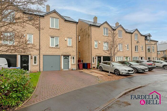 3 Bedroom Town House For Sale In Bendwood Close, Padiham, BB12