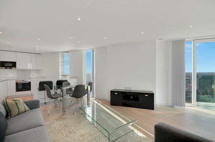 2 Bedroom Apartment To Rent In Pinnacle Apartments, Saffron Central Square, Croydon, CR0