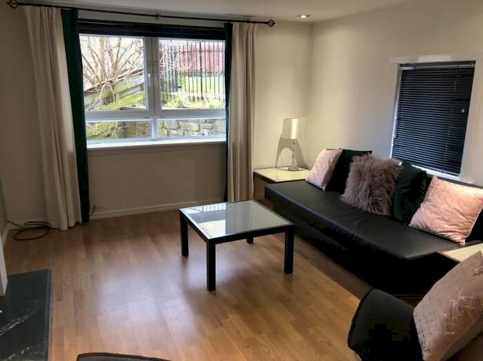 1 Bedroom Flat To Rent In Lady Nairne Grove, Edinburgh, EH8