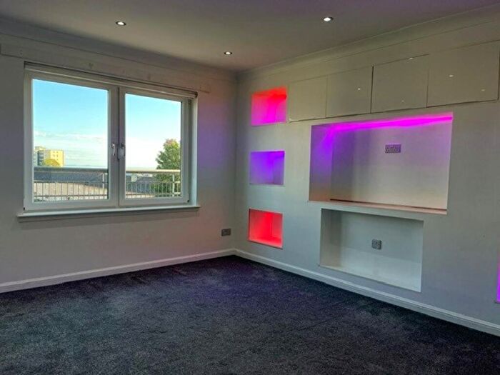 2 Bedroom Flat To Rent In Mill Street, Kirkcaldy, KY1
