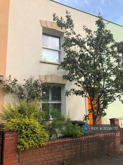 2 Bedroom Terraced House To Rent In Somerset Terrace, Bristol, BS3