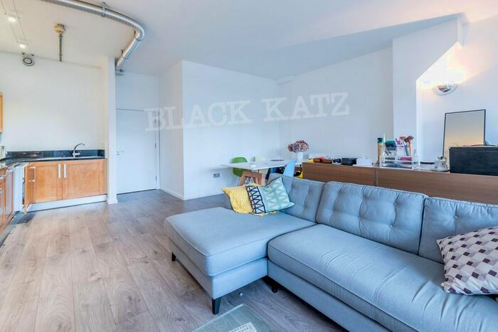 1 Bedroom Flat To Rent In Arbutus Street, London, E8