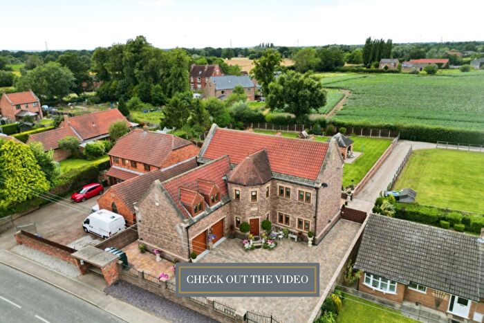 5 Bedroom Detached House For Sale In Broad Lane, Sykehouse, Goole, South Yorkshire, DN14